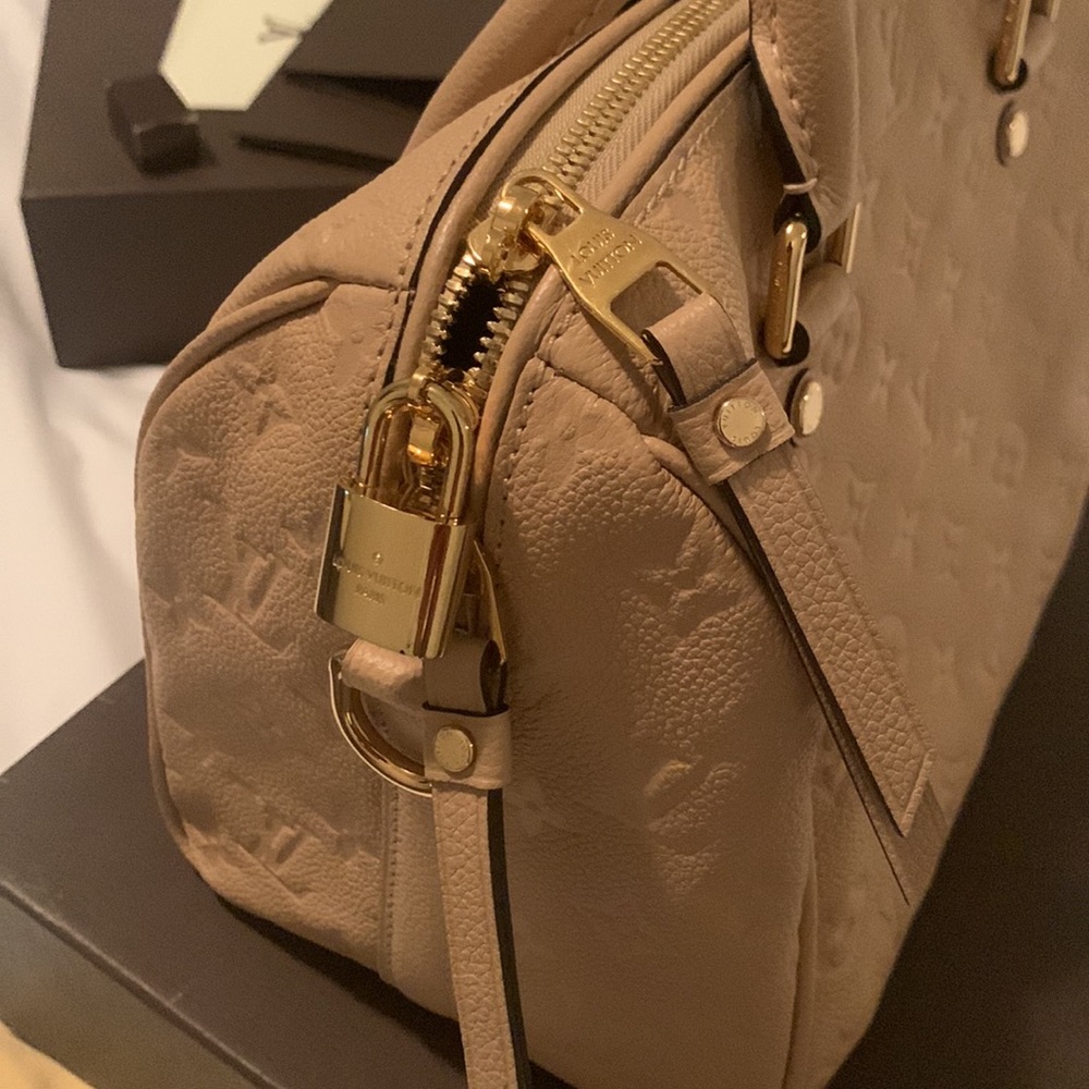 LOUIS VUITTON
Empreinte Speedy Bandouliere 25 Dune - Picture 2 of 8